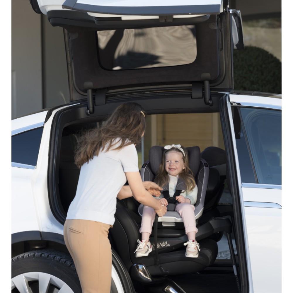 BeSafe iZi Twist i-Size - obrotowy fotelik samochodowy (6mc - 4lat / 61 - 105cm) • Czarny Cab