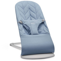 BabyBjorn Bliss - leżaczek Cotton Petal Quilt • Blue / Light Grey Frame BabyBjorn Bliss - leżaczek Cotton Petal Quilt • Blue / Light Grey Frame