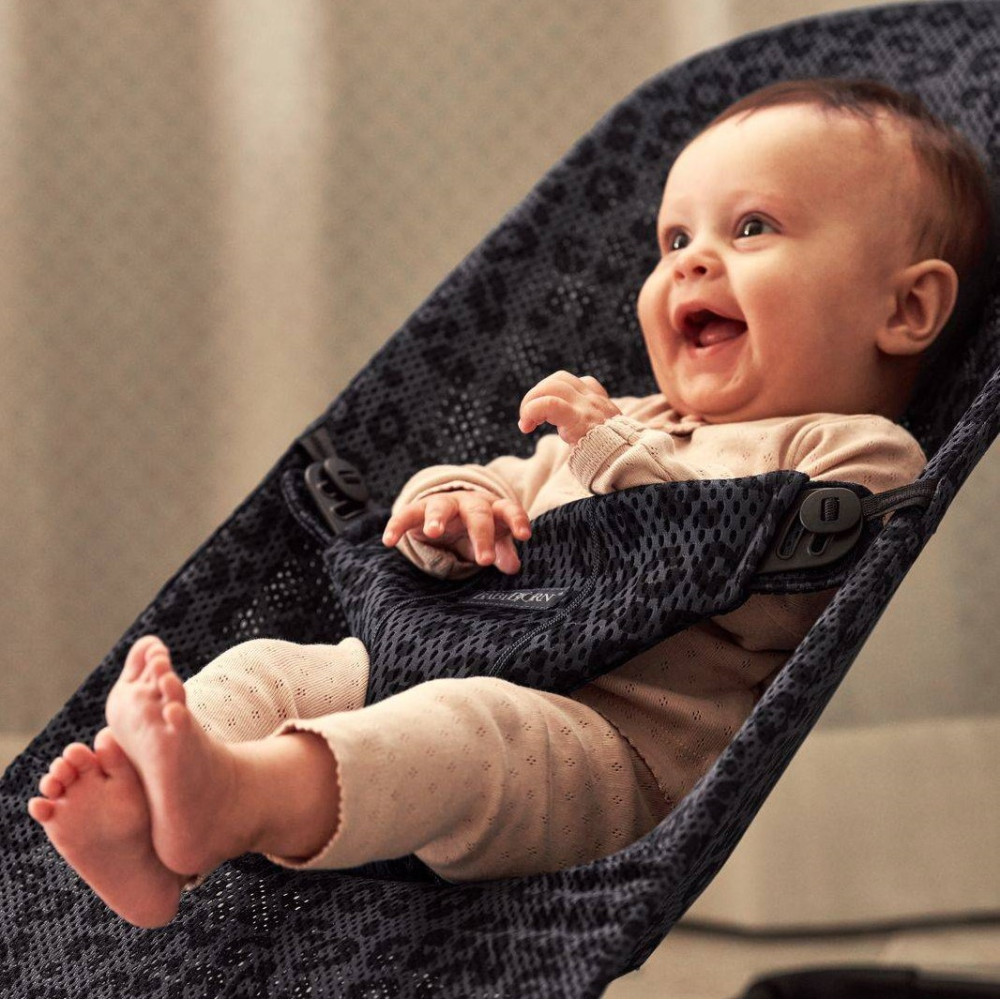 BabyBjorn Bliss - шезлонг для немовля, крісло для дітей (0 - 2 роки, 3,5 - 13 кг) • Anthracite Leopard / Black Fram