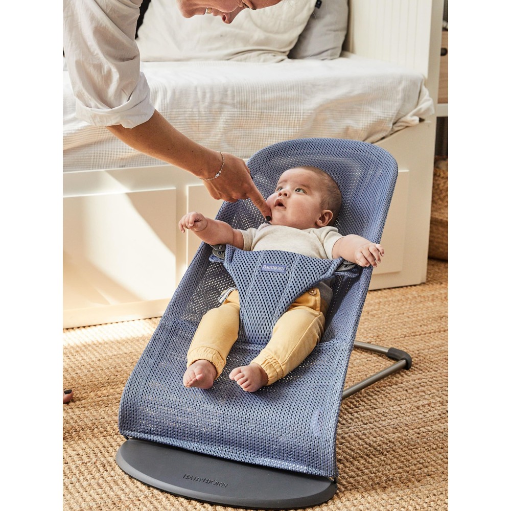 BabyBjorn Bliss - leżaczek i fotelik z tkaniny mesh dla dzieci (0 - 2 lata, 3.5 - 13 kg) •  Slate Blue / Dark Grey Frame