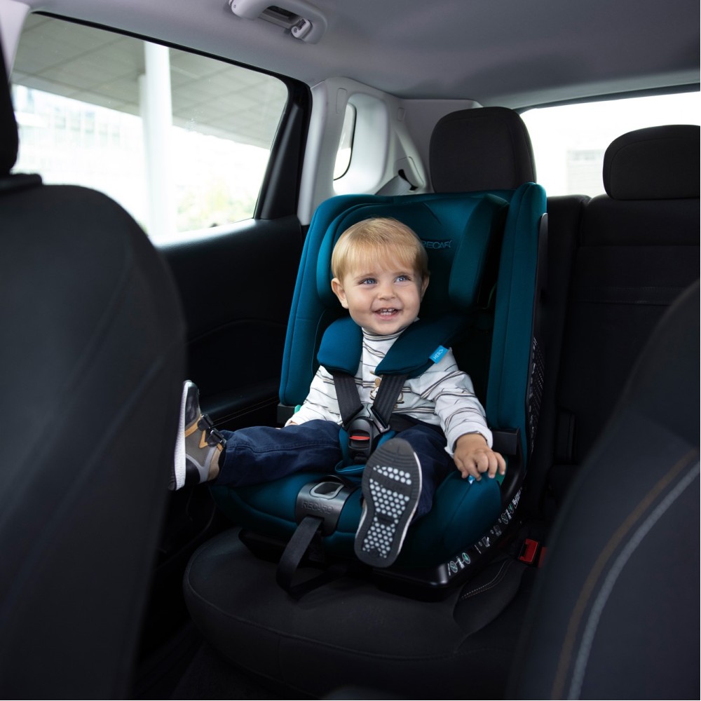 Recaro Toria Elite - fotelik samochodowy przodem do kierunku jazdy (76 - 150cm / 9mc - 12lat) •  Iron Red