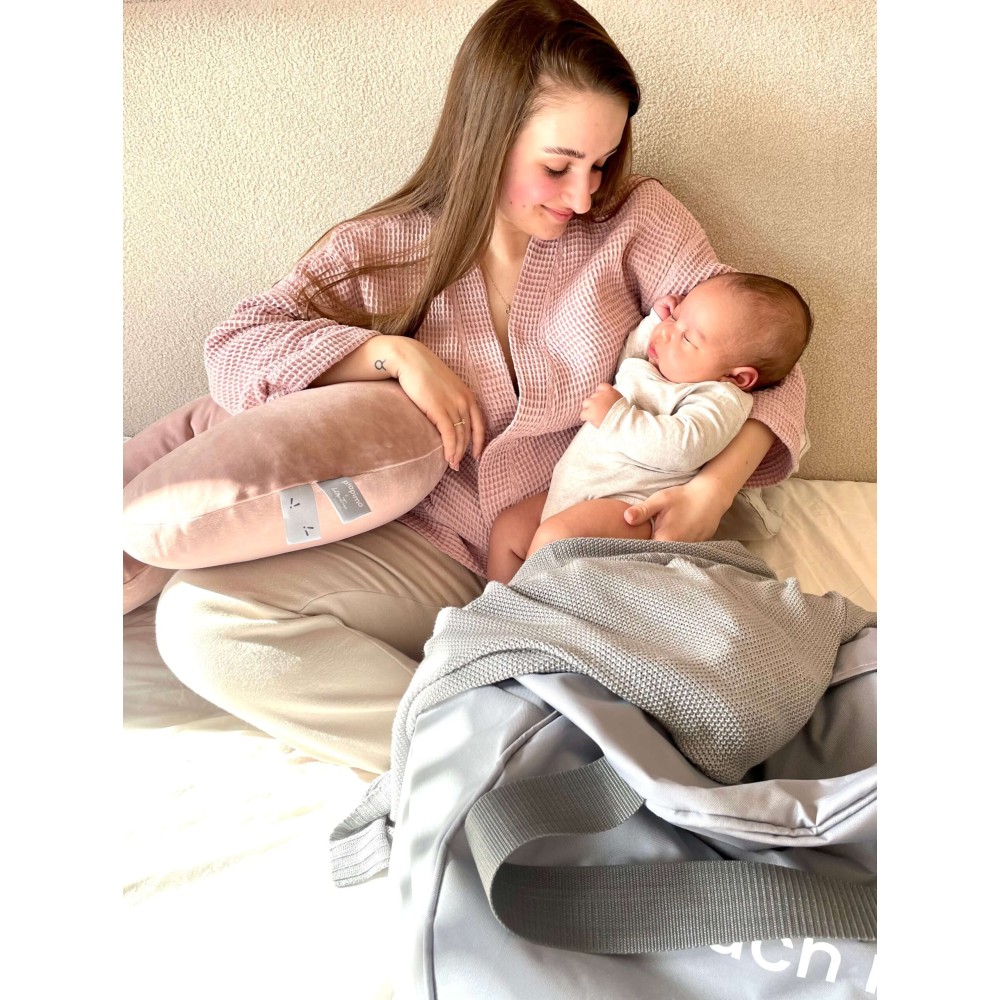 Piapimo подушка для годування з водонепроникною вставкою • Рожевий