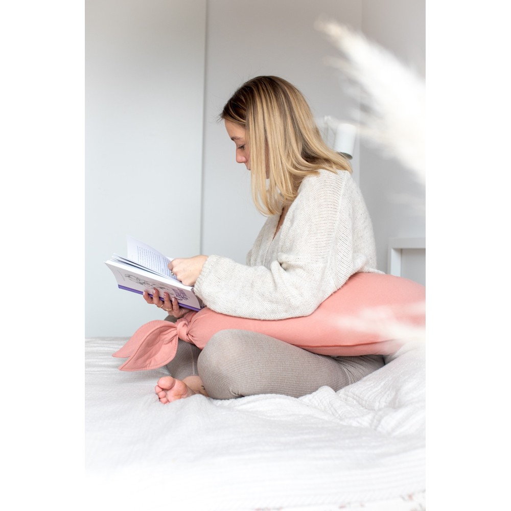 Poofi Nest - універсальна подушка для вагітних, для годування, кокон для немовлят (163x27 см) • Чайна троянда