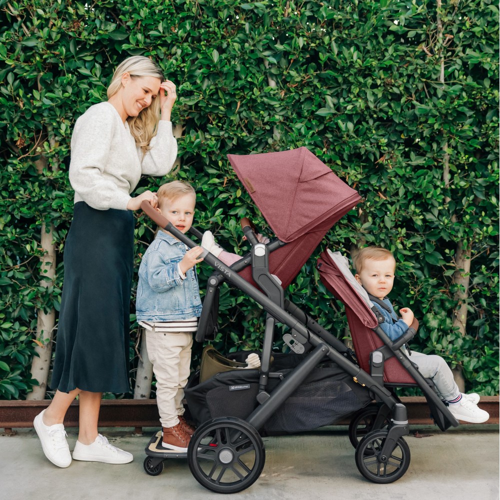 UPPAbaby Vista V2 - wózek wielofunkcyjny 2w1 z opcją rok po roku i dla bliźniąt • Lucy