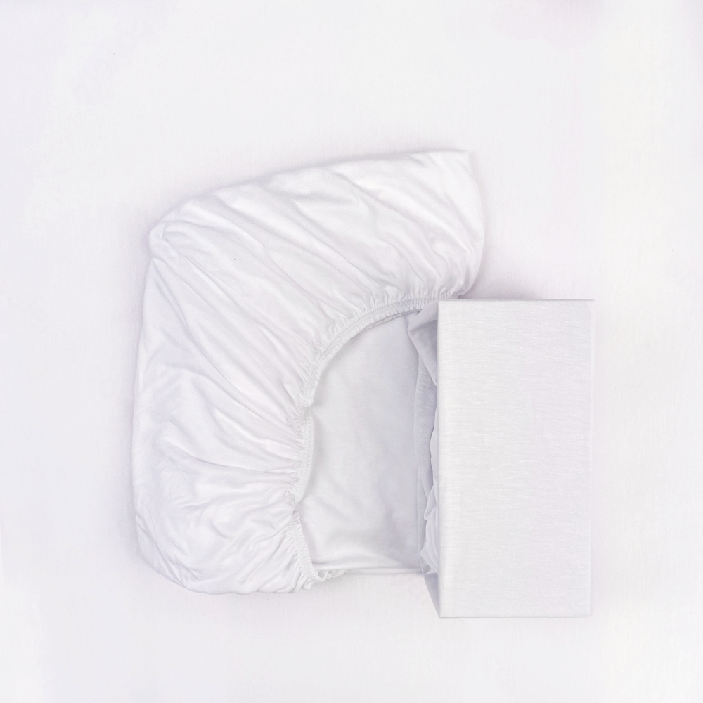 Fiki Miki - prześcieradło bambusowe z gumką do łóżeczka (120 х 60 cm) • Białe