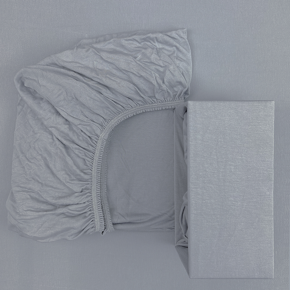 Fiki Miki - prześcieradło bambusowe z gumką do łóżeczka (120 х 60 cm) • Szare