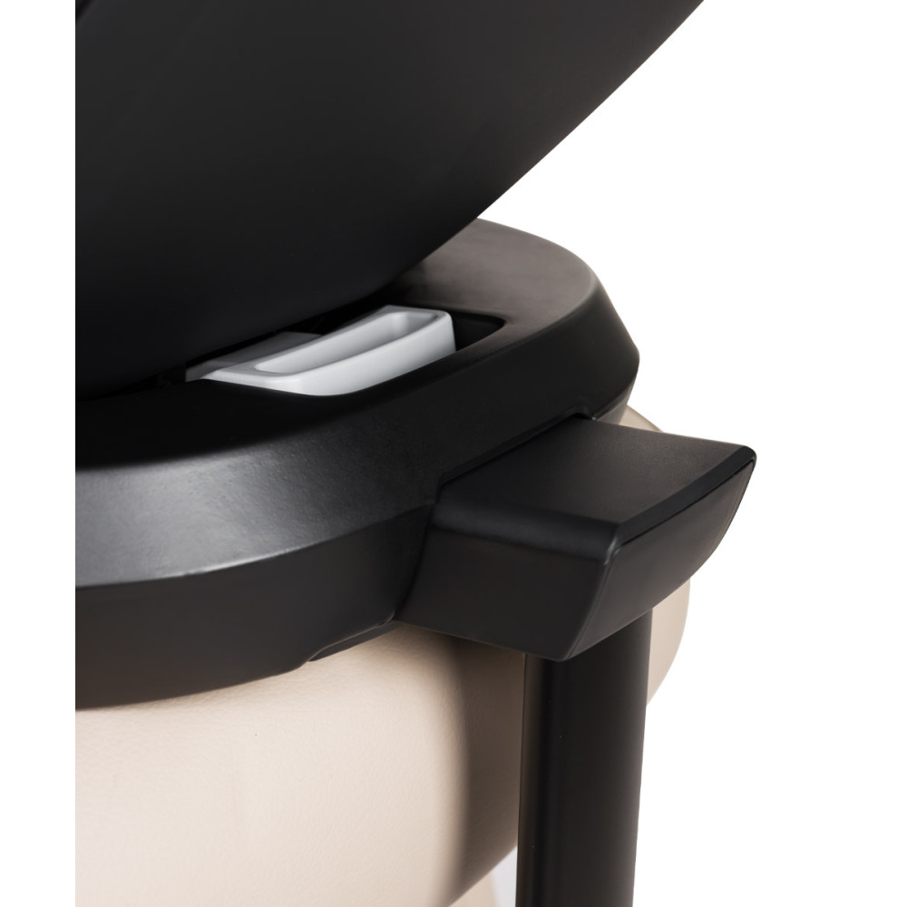 Carrello Octopus CRL-16002 - obrotowy fotelik samochodowy i-Size (0 - 12 lat / 40 - 150 cm), montaż tyłem i przodem do kierunku jazdy, mocowania ISOFIX • Midnight Black