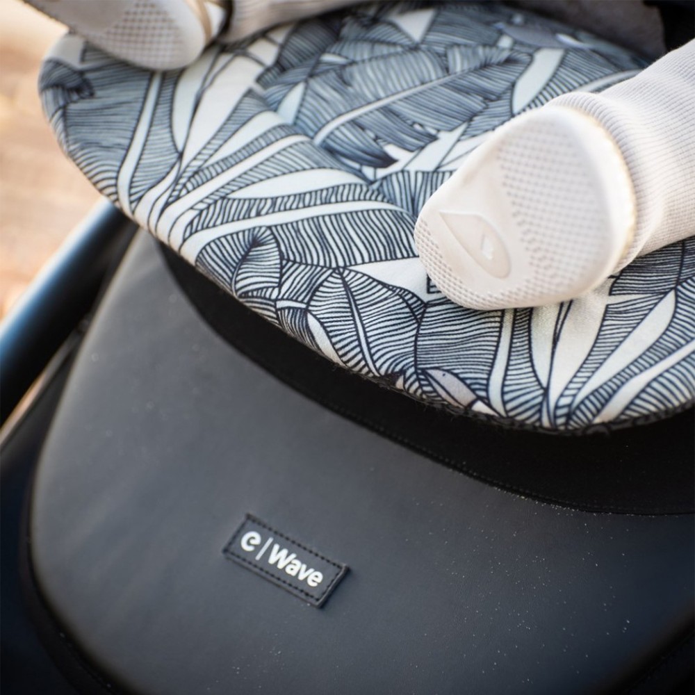 Espiro Wave - stylowy wózek spacerowy / kompaktowa spacerówka • 304 Green Day