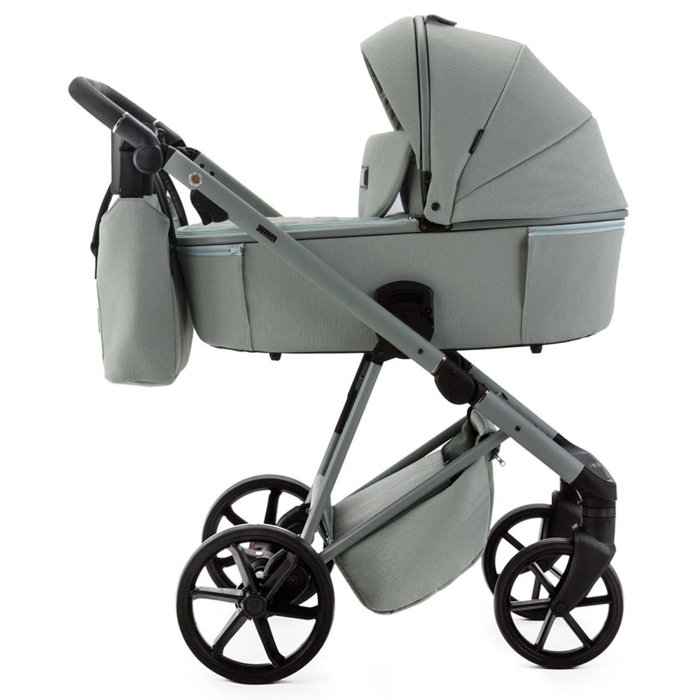 Adamex Delta Natura - дитяча коляска 2в1, вентиляційні отвори в люльці, прогулянкове сидіння складається разом з рамою в обох напрямках руху • Mint (DN-8)