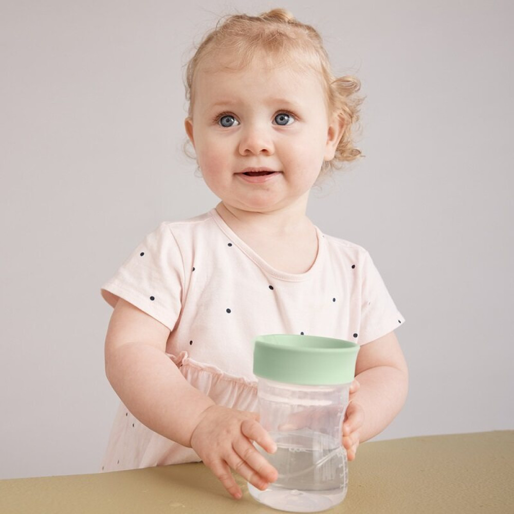 b.box - чашка для навчання питтю для дитини - тренувальна пластикова чашка 240 мл • Sage