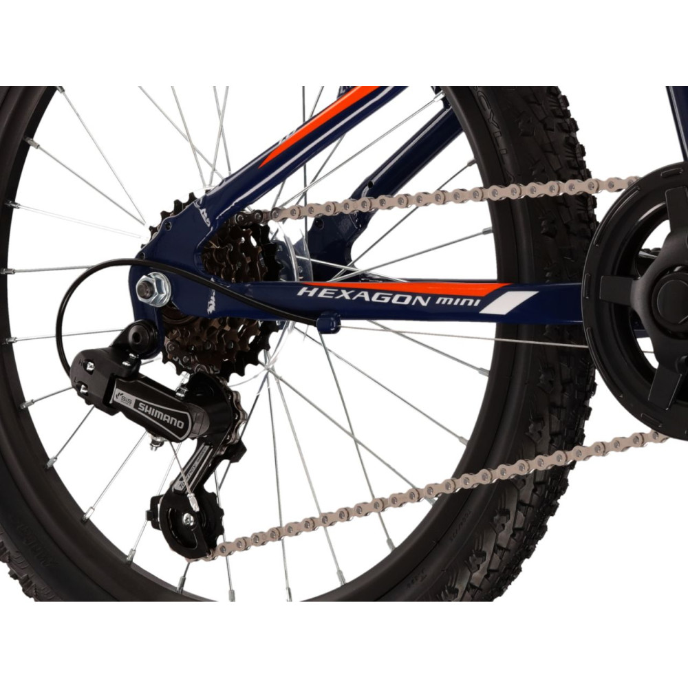 Kross Hexagon Mini 1.0 20“ - велосипед для дитини (110 – 135 см), наступний етап після навчання катанню, колеса 20 дюймів • Синьо–білий Kross Hexagon Mini 1.0 20“ - велосипед для дитини (110 – 135 см), наступний етап після навчання катанню, колеса 20 дюймів • Синьо–білий