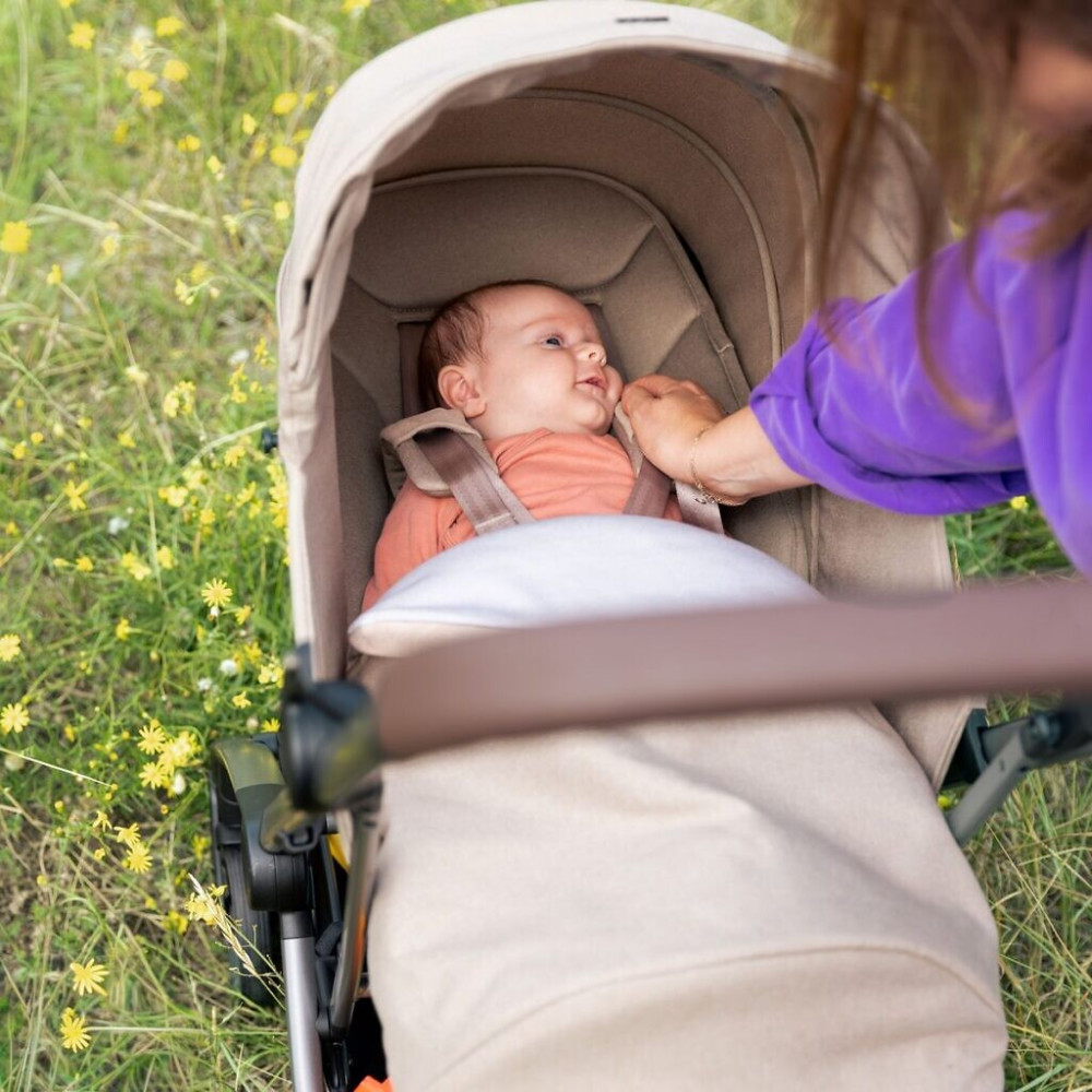 Joolz Aer 2 Nest to seat - dodatkowe siedzenie do wózka Joolz Aer 2, odpowiedni od urodzenia do 15 kg • Sandy Taupe