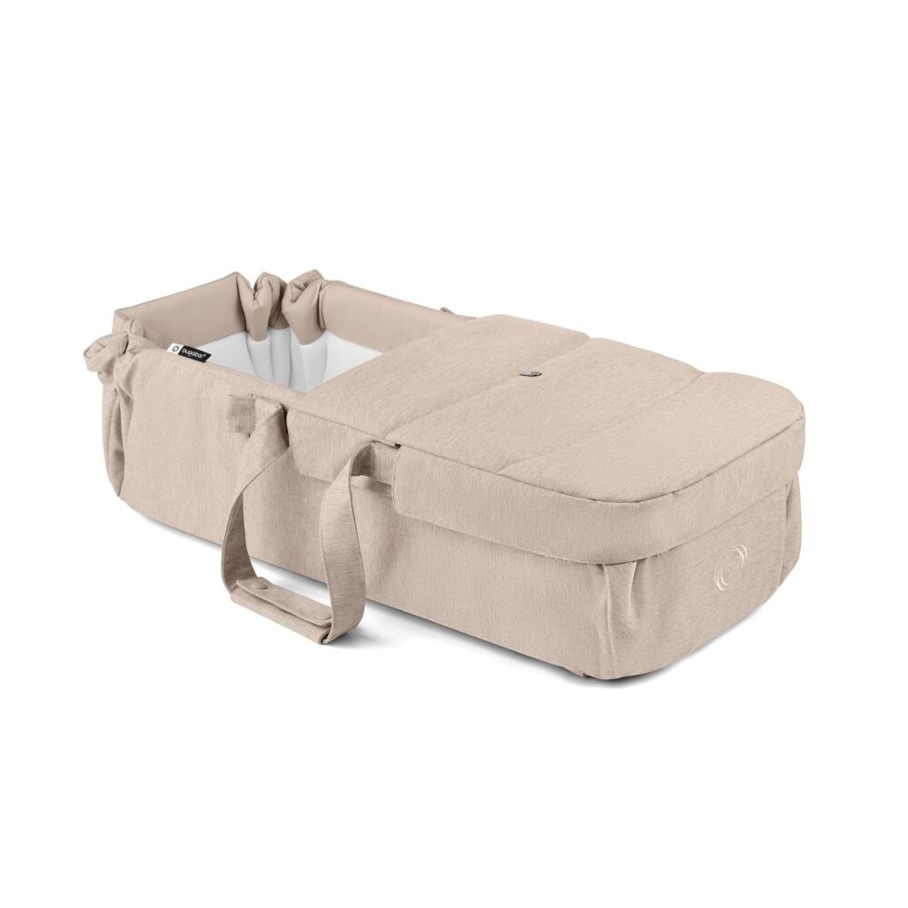 Bugaboo Baby Nest - miękki, przenośny kokon dla noworodka, rozkłada się w matę do zabawy • Desert Taupe