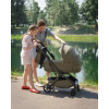Carrello Magia 2.0 CRL-6655 - lekki wózek dziecięcy 2w1, kompaktowy wózek podróżny, gondola składana razem ze stelażem do rozmiarów bagażu podręcznego • Malted Green