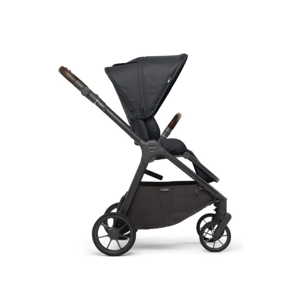 Mast M.7 - wózek spacerowy premium z odwracanym siedziskiem, kompaktowe składanie, koła ETPU • Dark Grey