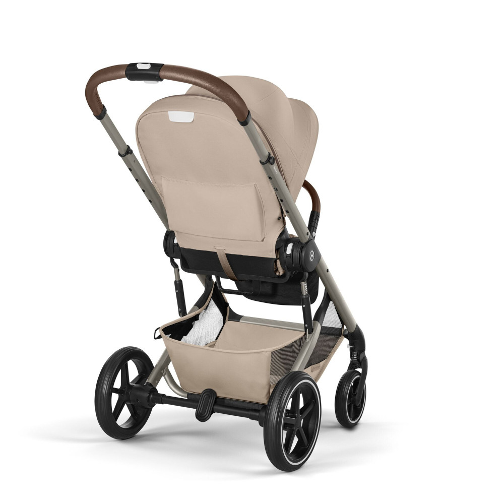 Cybex Balios S Lux 2026 - wózek spacerowy z odwracanym siedziskiem, pozycją leżącą i składaniem jedną ręką • Almond Beige