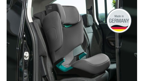 Britax Romer Discovery Plus 2 - fotelik samochodowy przodem do kierunku jazdy (100 - 150cm / 15 - 36kg / 3,5 - 12lat) • Midnight Grey