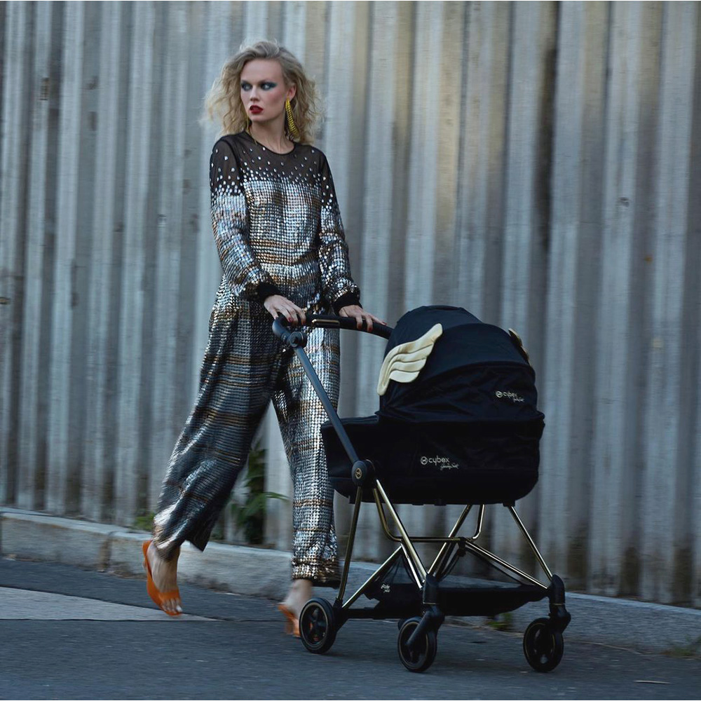 Cybex Mios by Jeremy Scott Wings