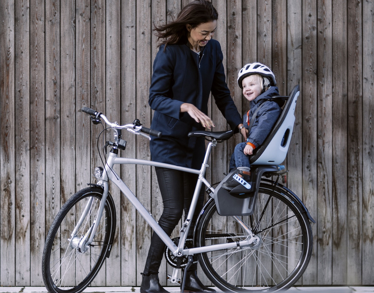 дитяче велокрісло Thule Yepp Nexxt Maxi Rack Mount встановлено на багажнику