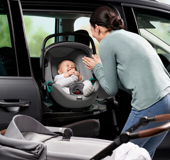 Łatwy dostęp Britax Romer BABY-SAFE iSENSE fotelik samochodowy od urodzenia