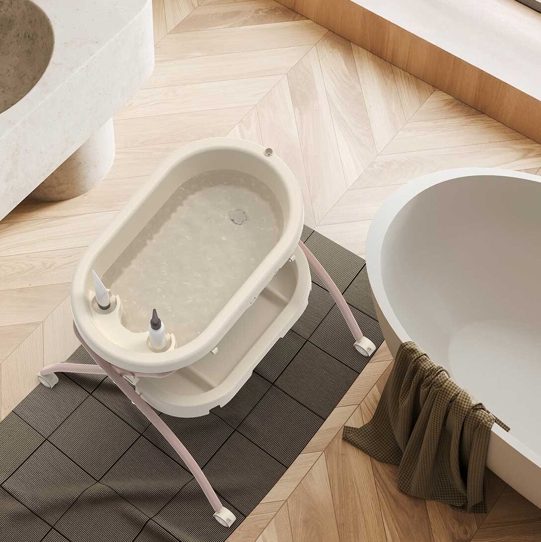 wanienka dla dzieci stelażem i przewijakiem 2w1 Neno Breza