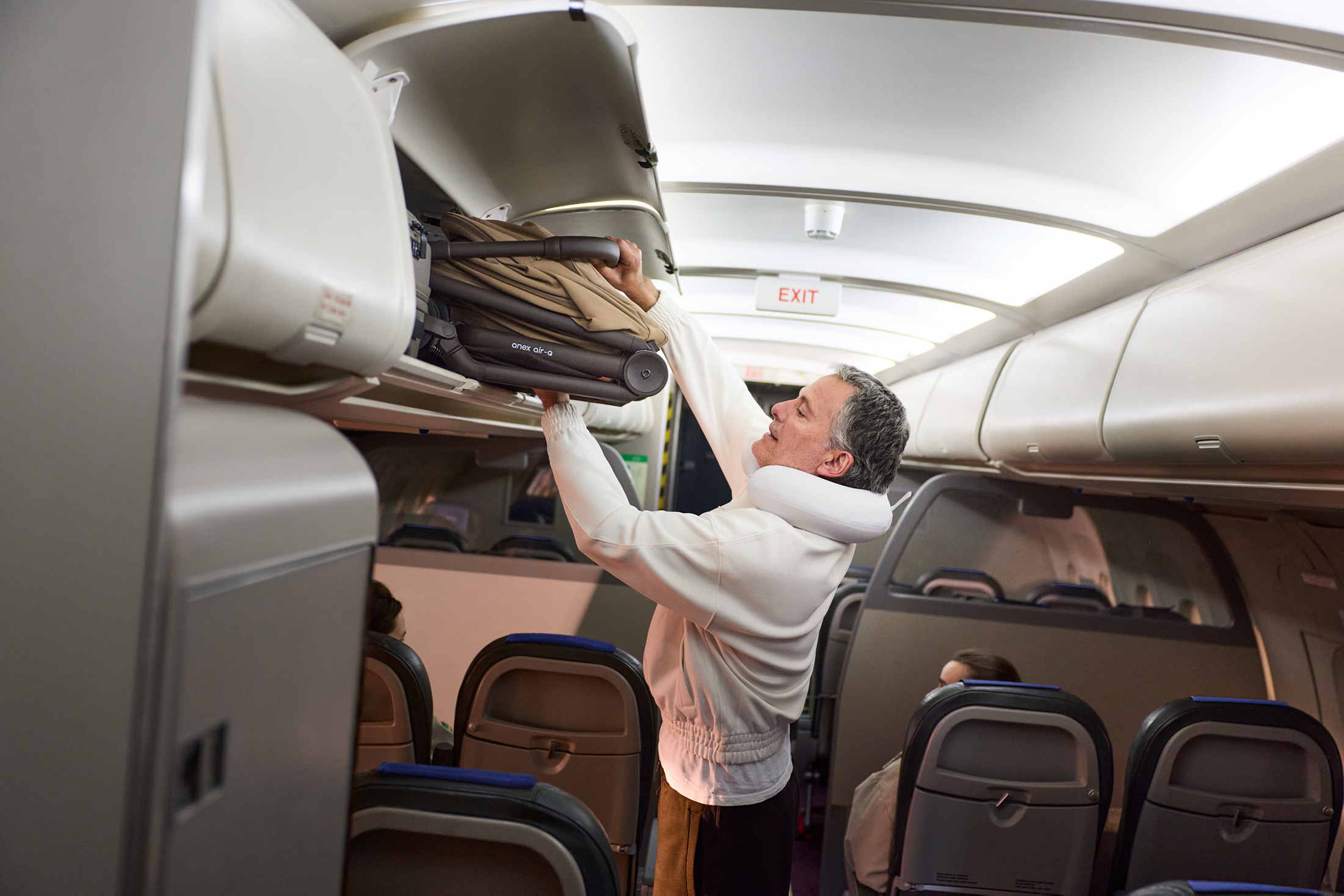 lekki wózek spacerowy podróżny, spacerówka do samolotu Anex Air-Q