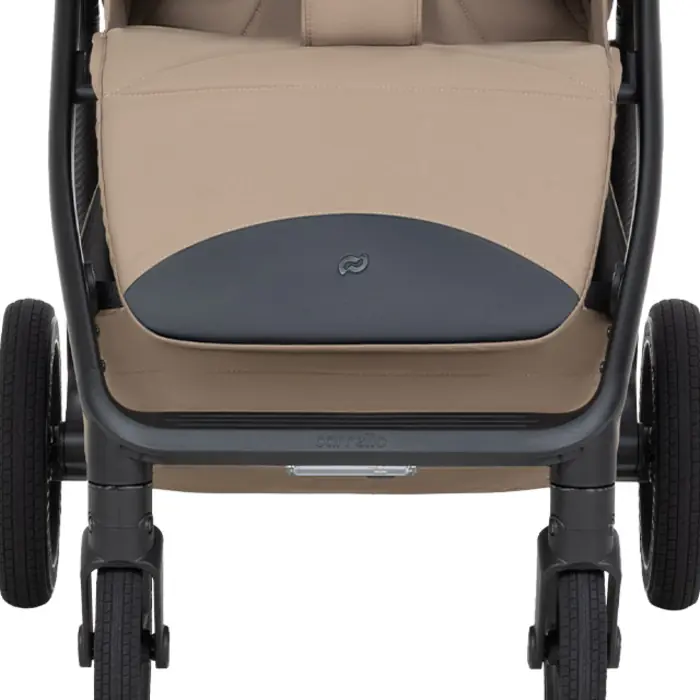 Regulowany podnóżek, Carrello Bravo Carbon 2026 CRL-5530 - wózek spacerowy całoroczny z lampką LED, ulepszona amortyzacja, magnetyczne zapięcie pasów, rączka teleskopowa • Lumber Grey