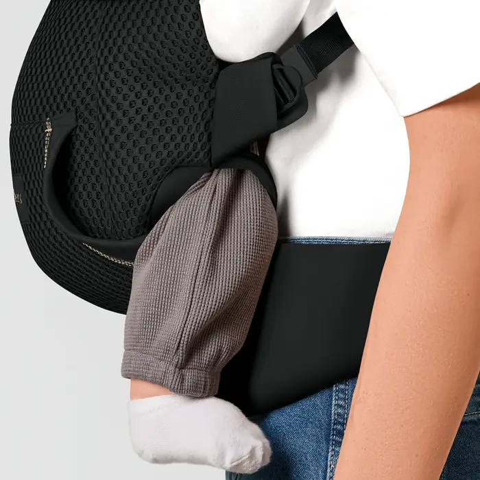 Pętle na nogi, Cybex Laya - ergonomiczne nosidełko dla dzieci od urodzenia do ok. 3 lat, z kieszenią kangurka i odpinaną portmonetką, magnetyczne klamry • Almond Beige