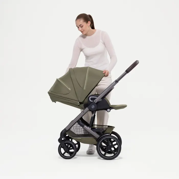 Ergonomiczna pozycja leżąca, Cybex Talos S Lux 2026 - wózek spacerowy na każdy teren, odwracane siedzisko, składany jedną ręką • Moss Green