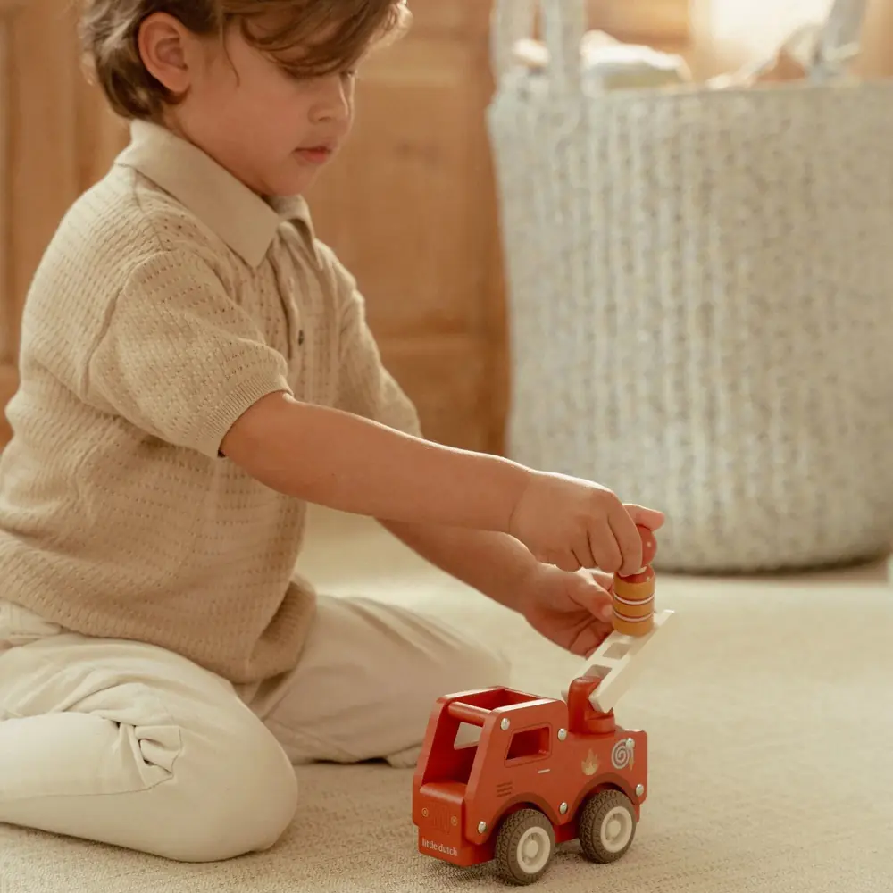 Little Dutch samochód strażacki z drabiną i figurką FSC (LD2528)